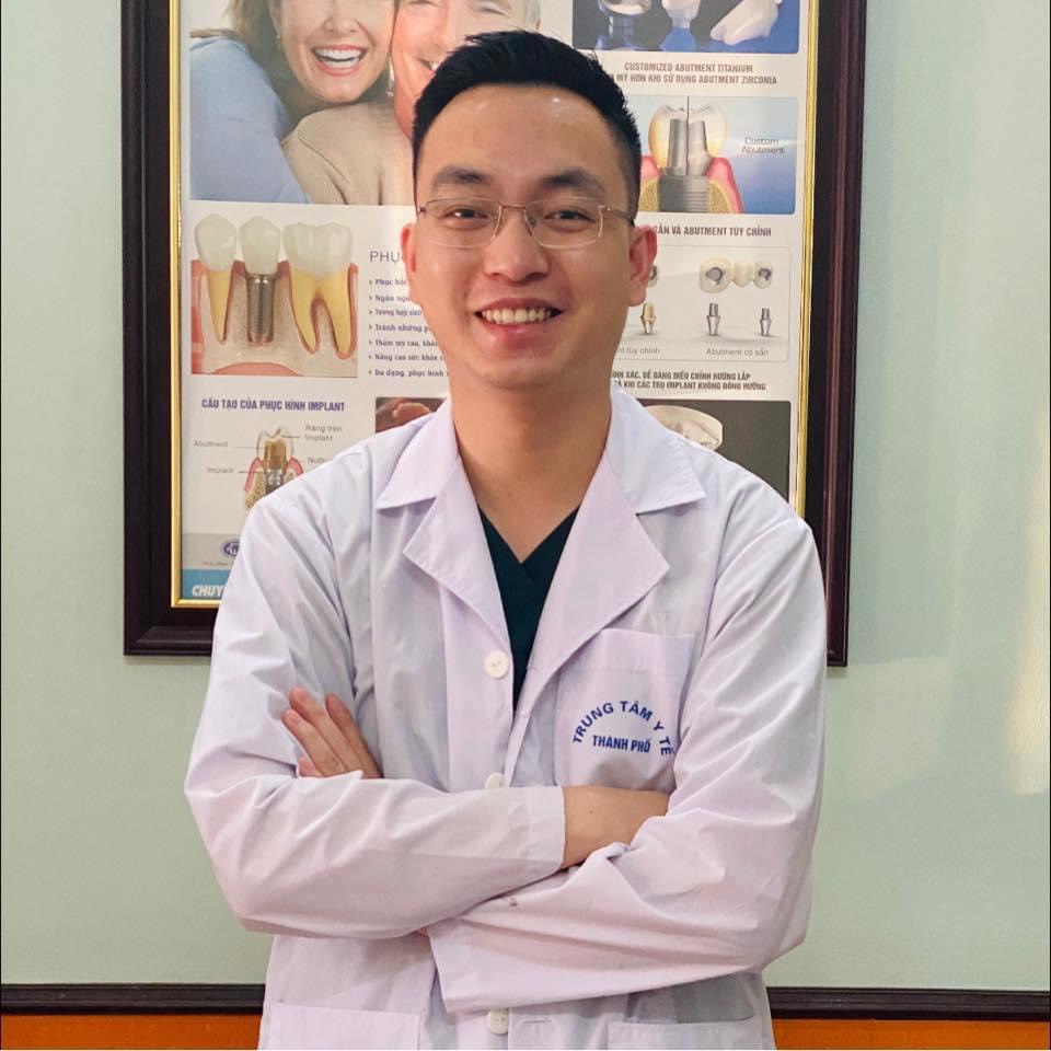 “Anh Nguyễn Thành Trung – Bác sĩ nha khoa tận tâm, chu đáo đặt lợi ích khách hàng lên hàng đầu” Tại Hưng Yên