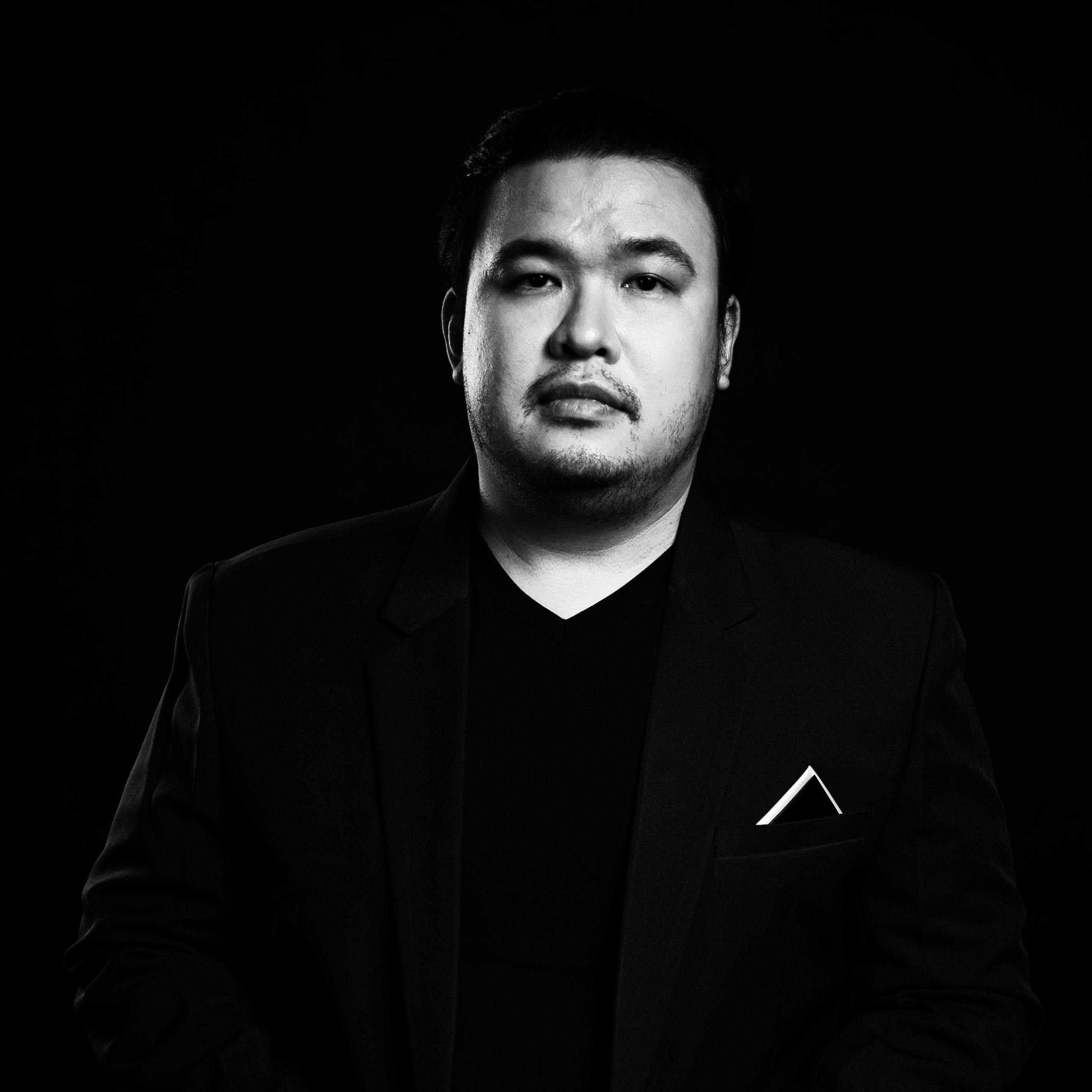 “Po Nguyen Creative: Nhà quay phim cưới sáng tạo”